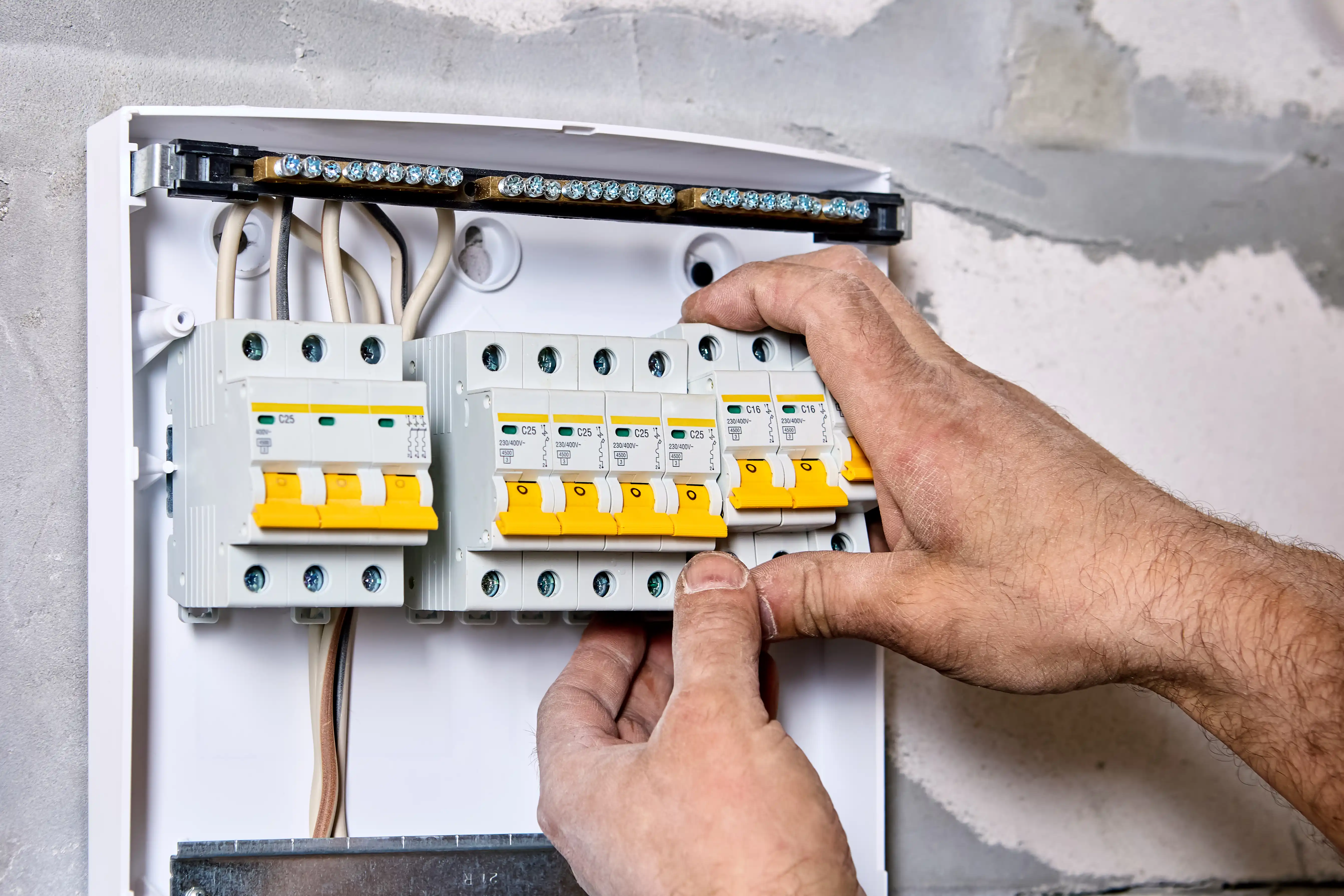 Groepenkast meterkast vervangen elektricien